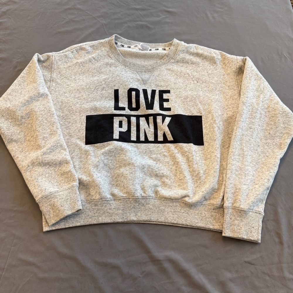PINK Victoria's Secret Women L Gray Love Pink Graphic Crewneck Sweatshirt Fleece